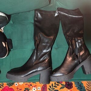 Knee high zip up fake leather boots